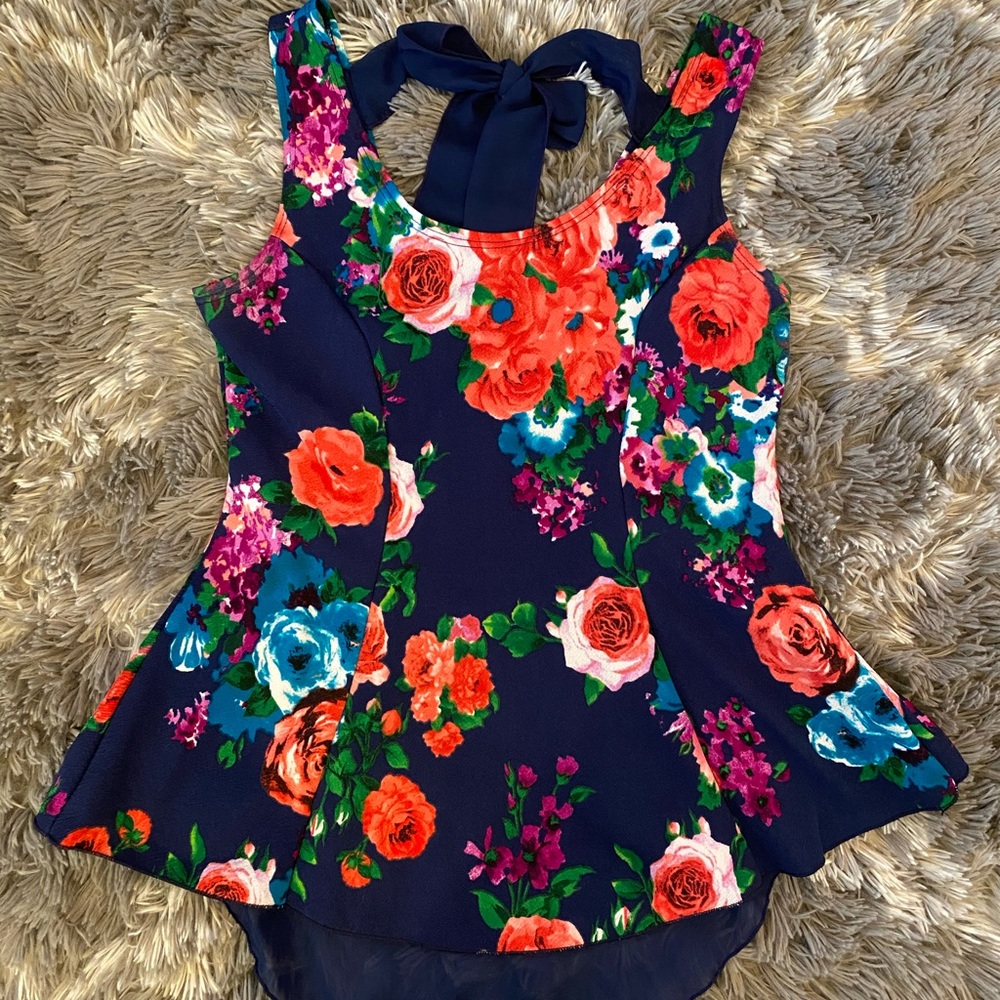 Super cute top 🤗